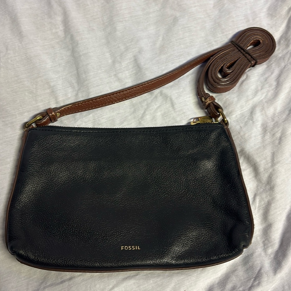 Fossil Women’s Black Leather Crossbody Purse